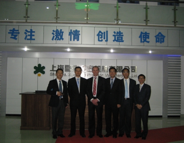 Mr. Shi accompanies the Global Business Director of WEGS to visit clients